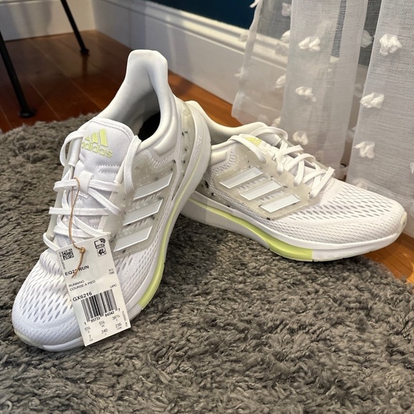 Adidas running shoes - Picture 4 of 5